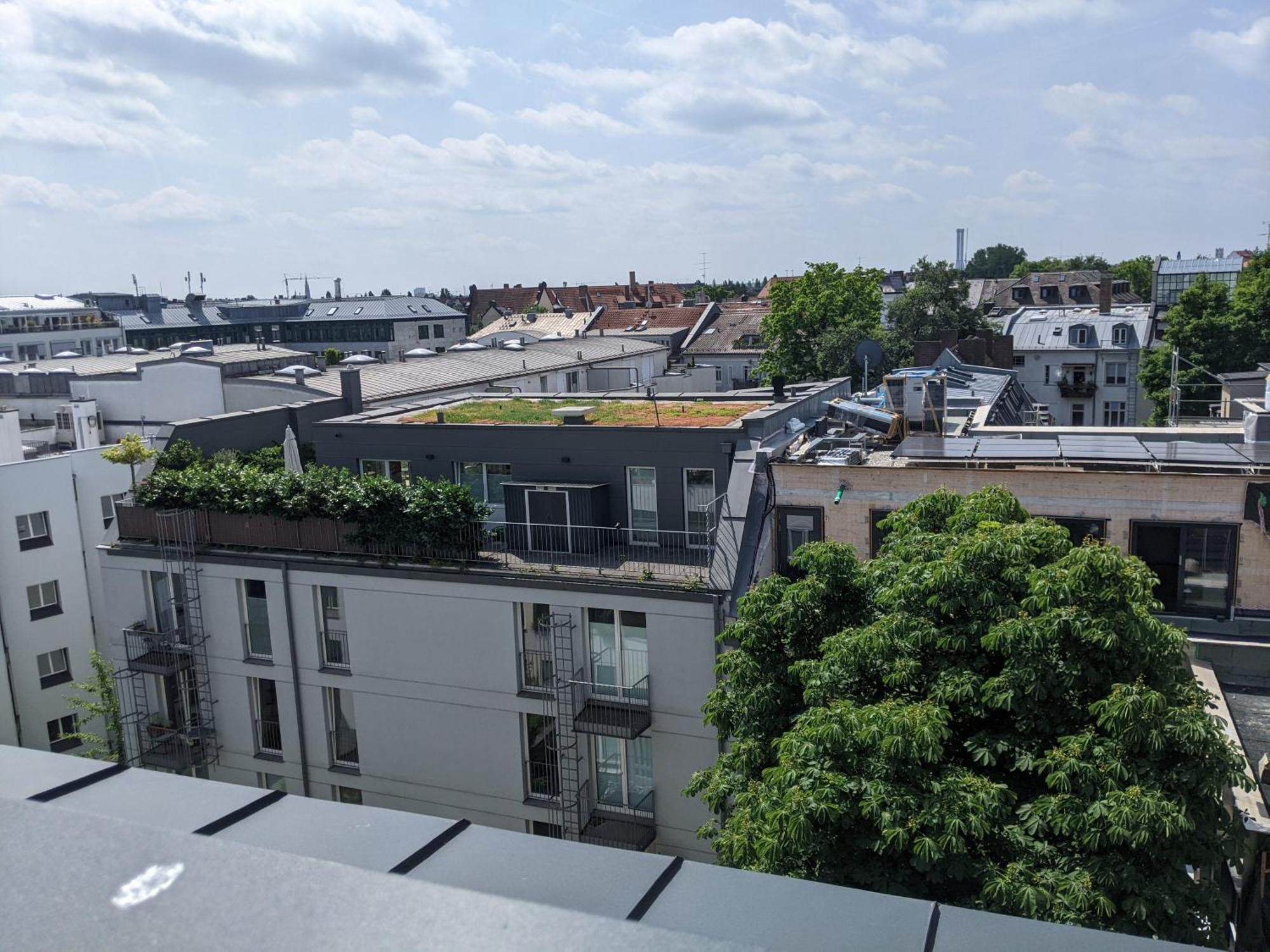 Conlon House Central, Munich