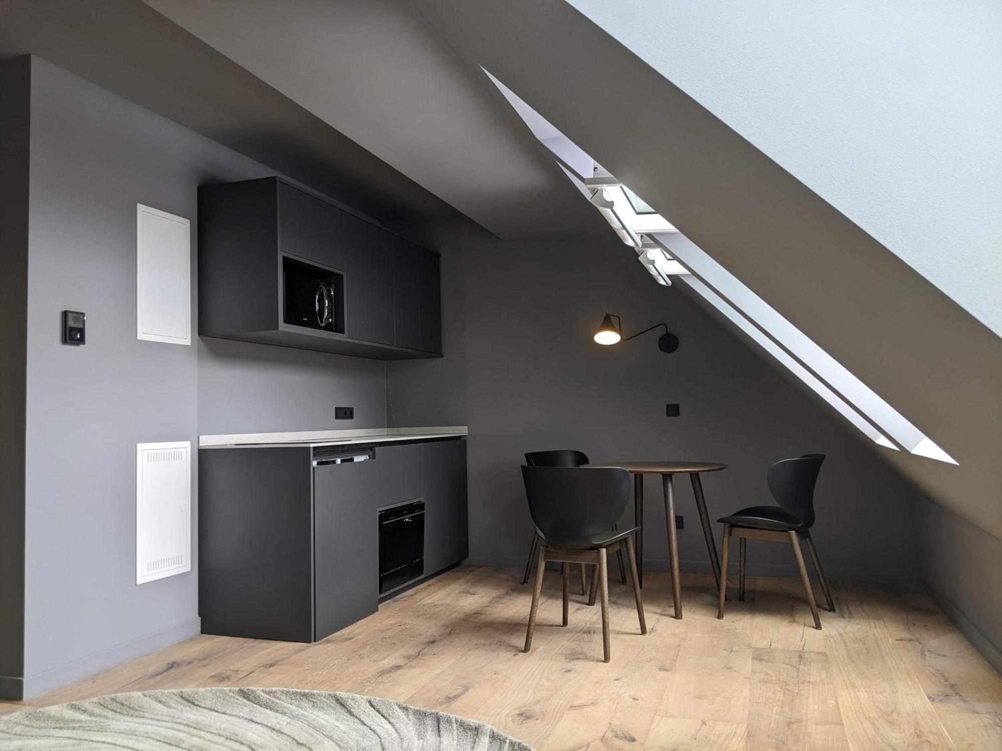 Conlon House Central — Photos 1